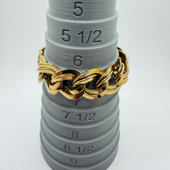 7" Vintage Monet Gold Tone double Twisted Link Bracelet w/ fold over clasp! - Picture 11 of 16